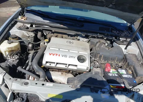 2005 Toyota Camry Le V6 from USA, damaged, VIN 4T1BF30K95U618763